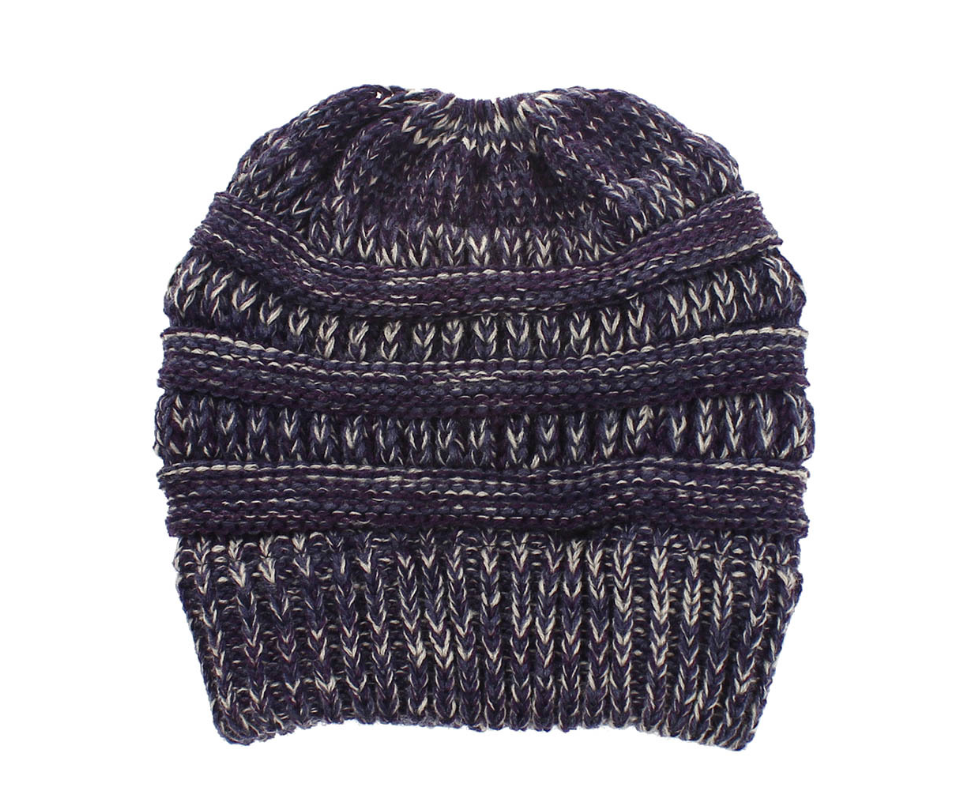 Emma | Cozy Knitted Ponytail Beanie in Soft Yarn – Warmth and Comfort Combined