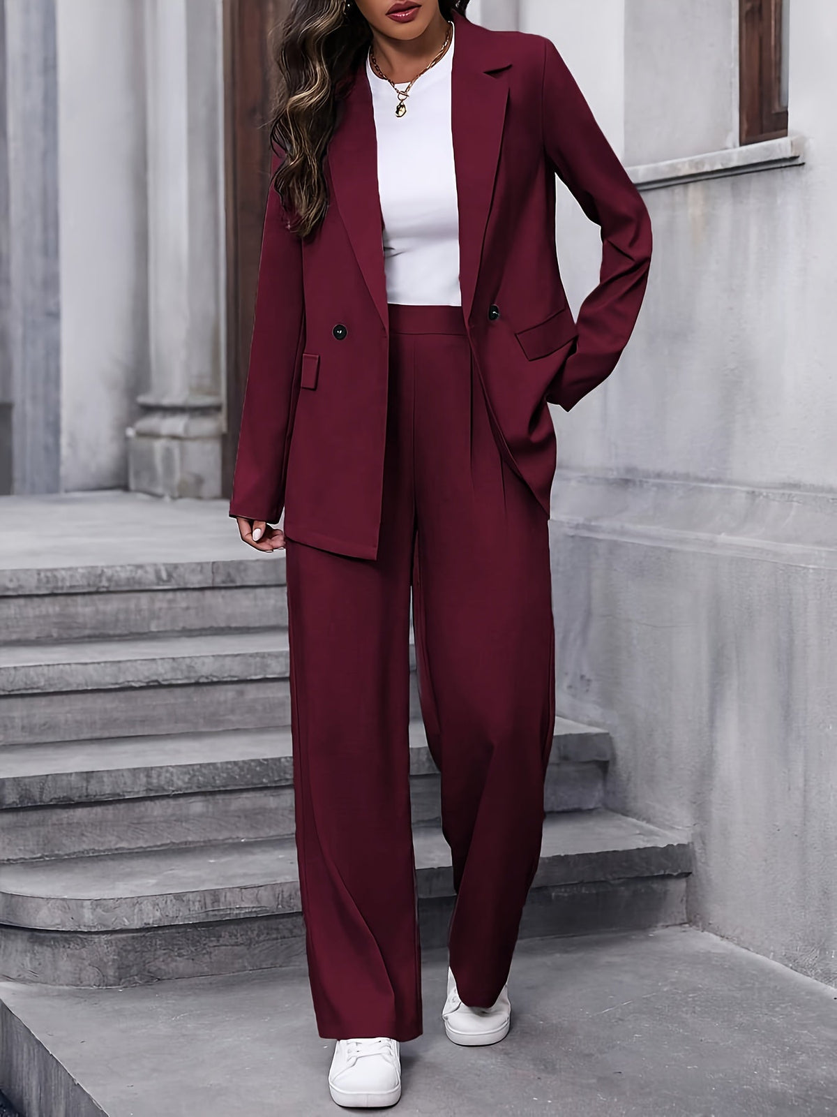 Chic Women's Suit Set