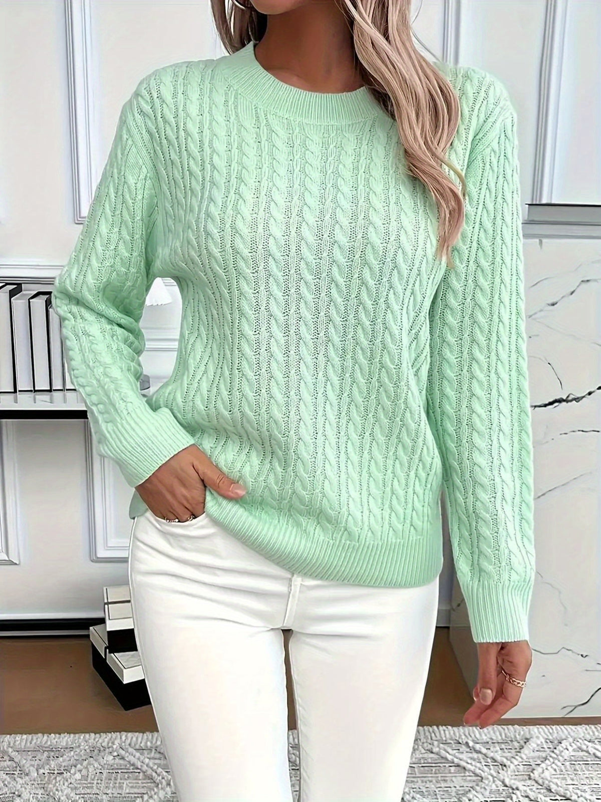 Women's Comfortable Round Neck Sweater