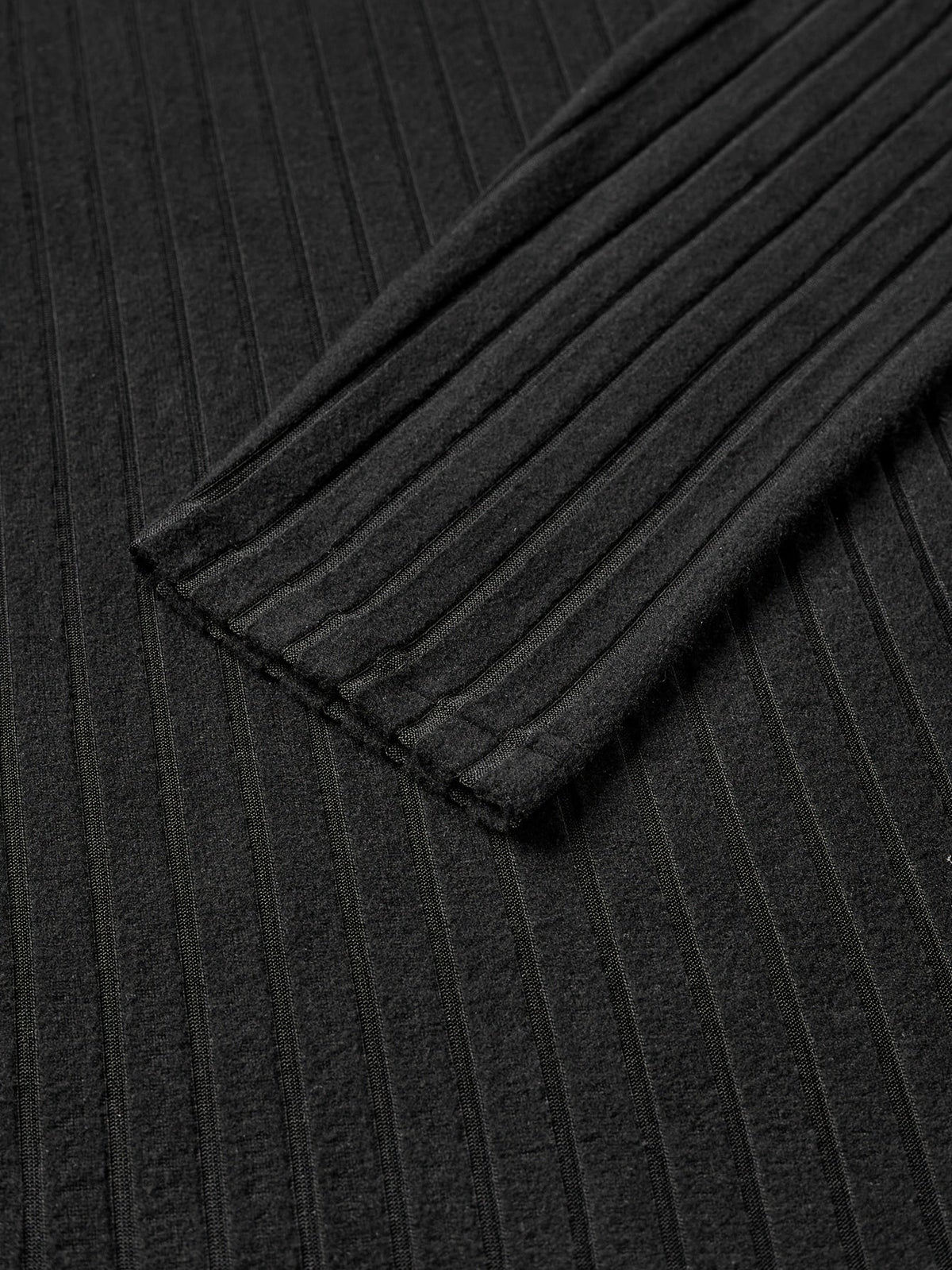 Bryce | Long Sleeve Ribbed V-Neck Top