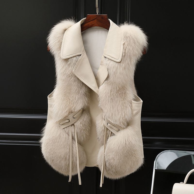 Ebba | Women's Short Faux Fur Gilet with Stylish Lapel Collar