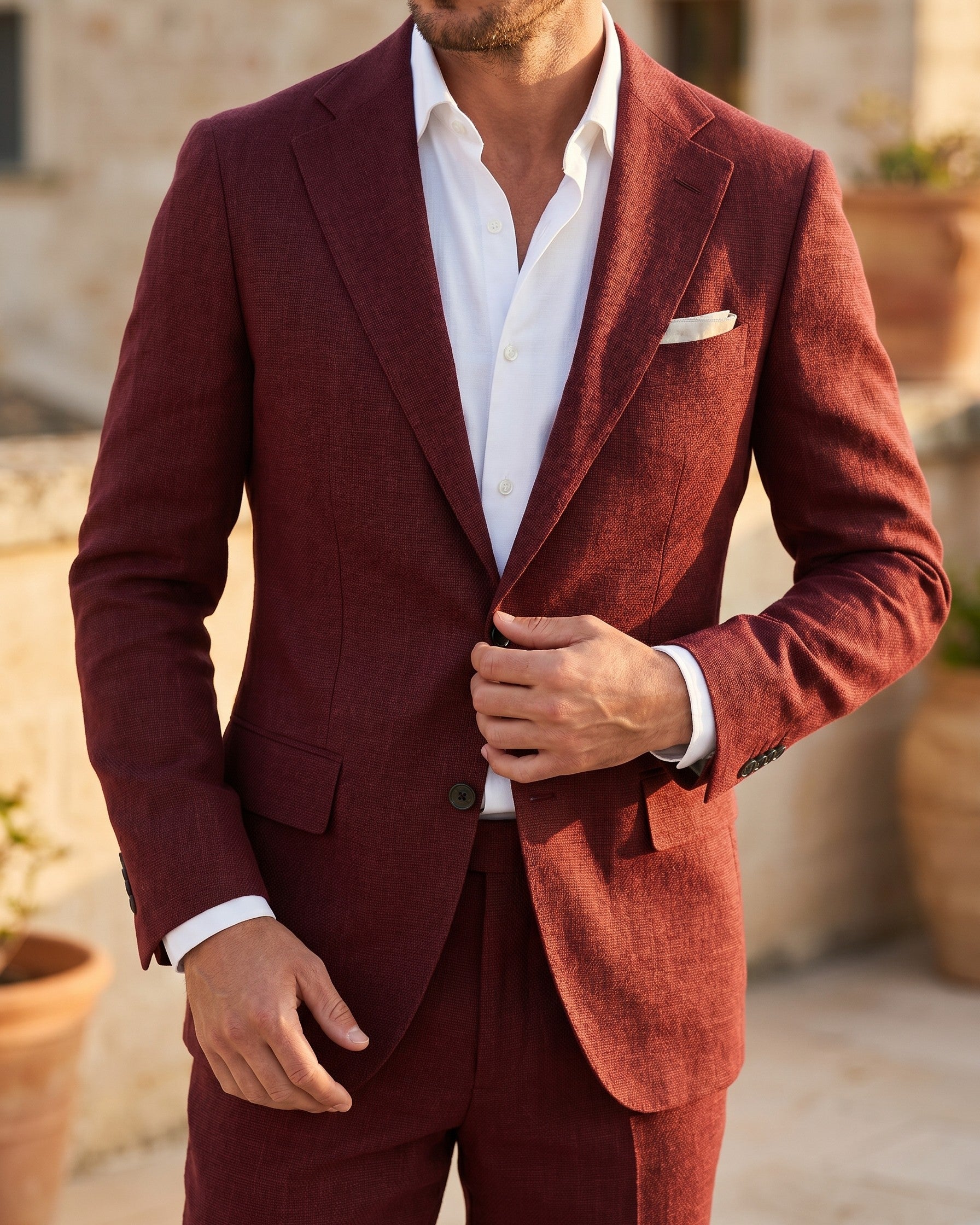 Suit with Notched Lapel and Flap Pockets for Men
