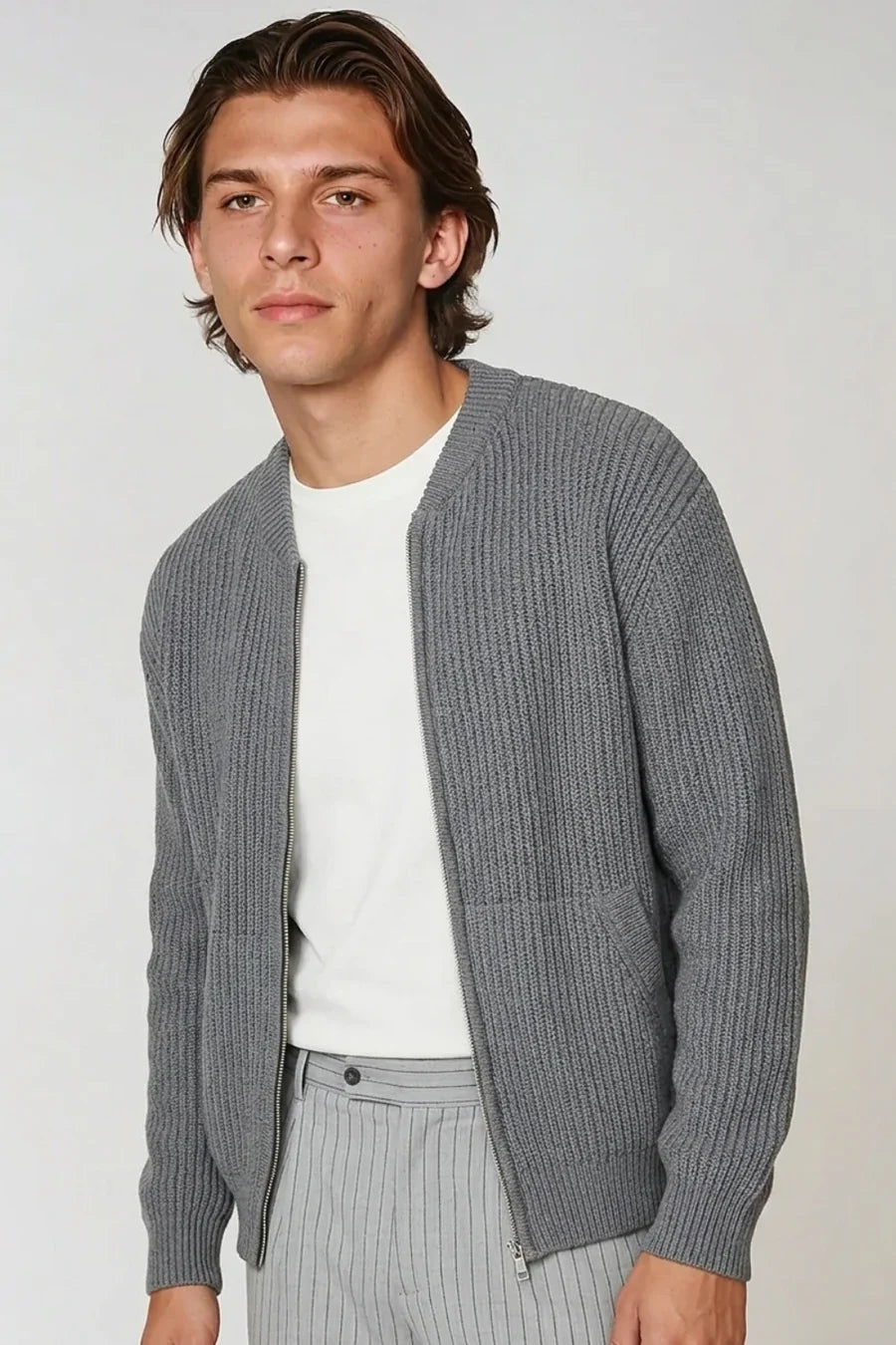 Knitted men's cardigan with pockets - Grey