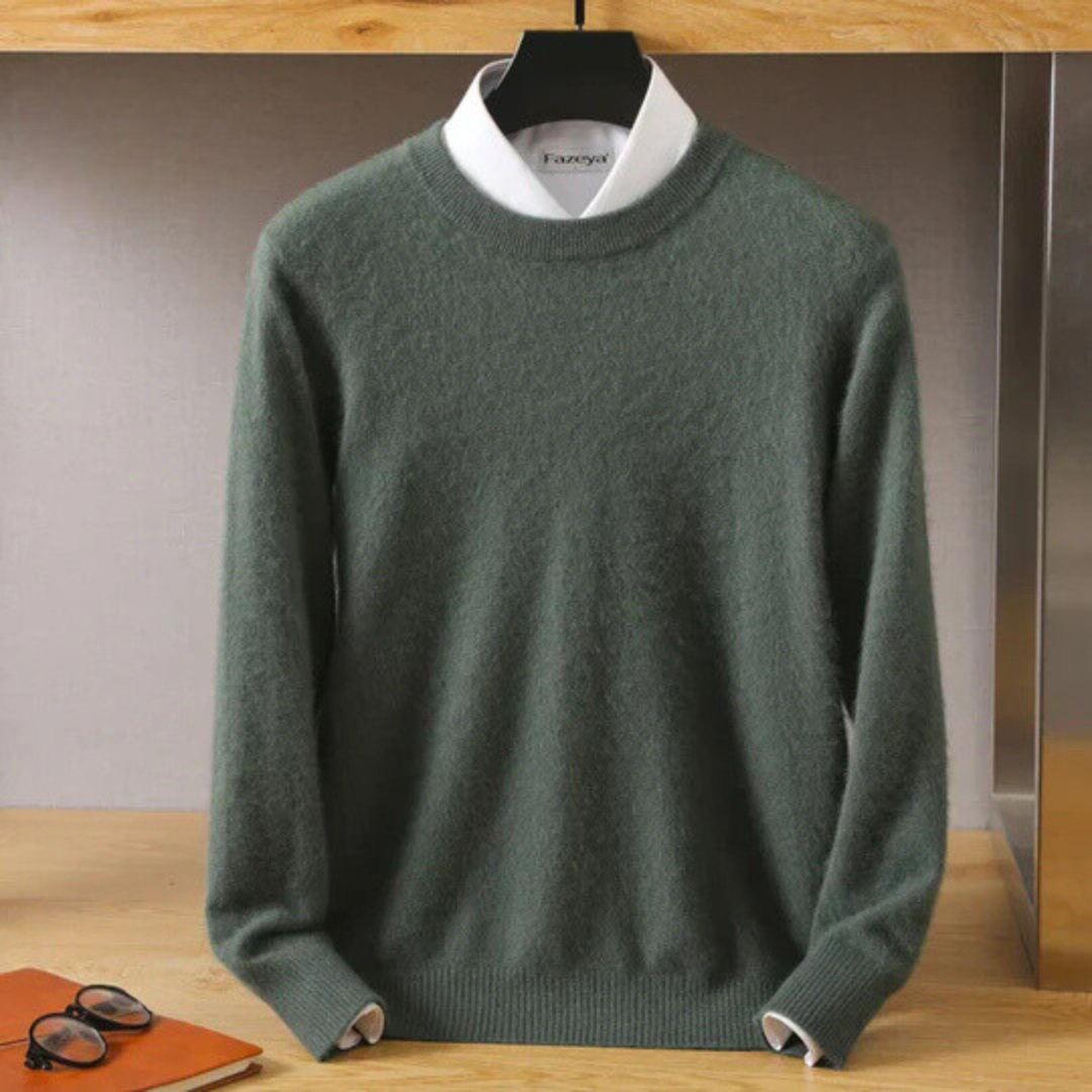 Men's Brushed Trim Crew Neck Sweater with Ribbed Cuffs and Tailored Hem