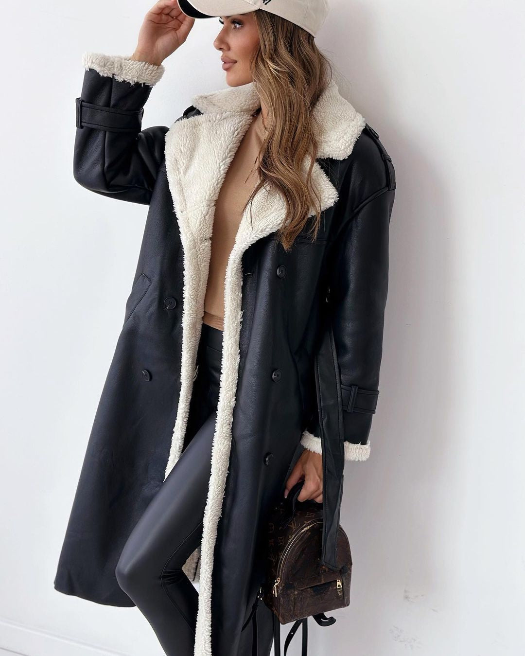 Women's Teddy Coat | Cozy Lining & Wind-Resistant Sleeves