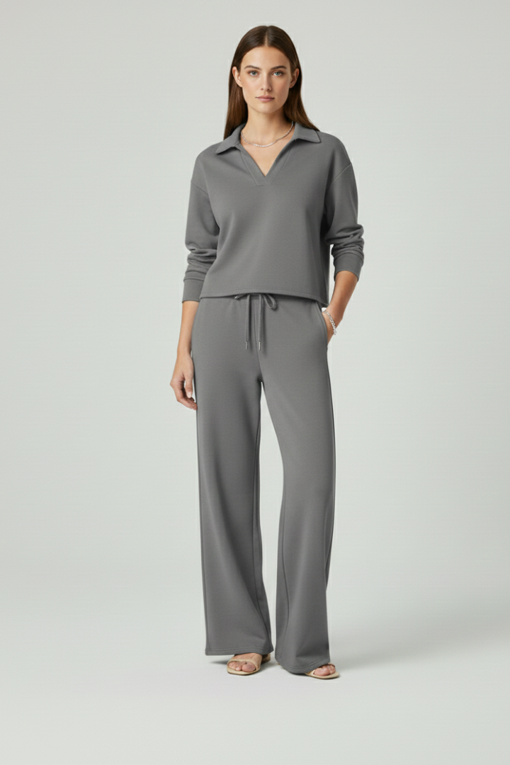 Co-ord Lounge Set for Women with V-Neck and Wide Trousers
