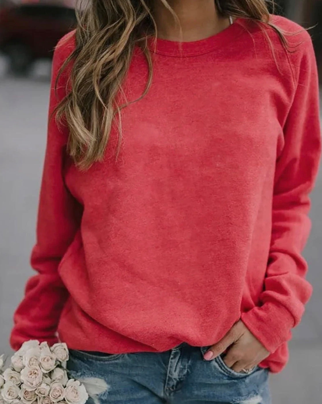 Women's Long Sleeve Crewneck Sweatshirt with Ribbed Hem - Regular Fit