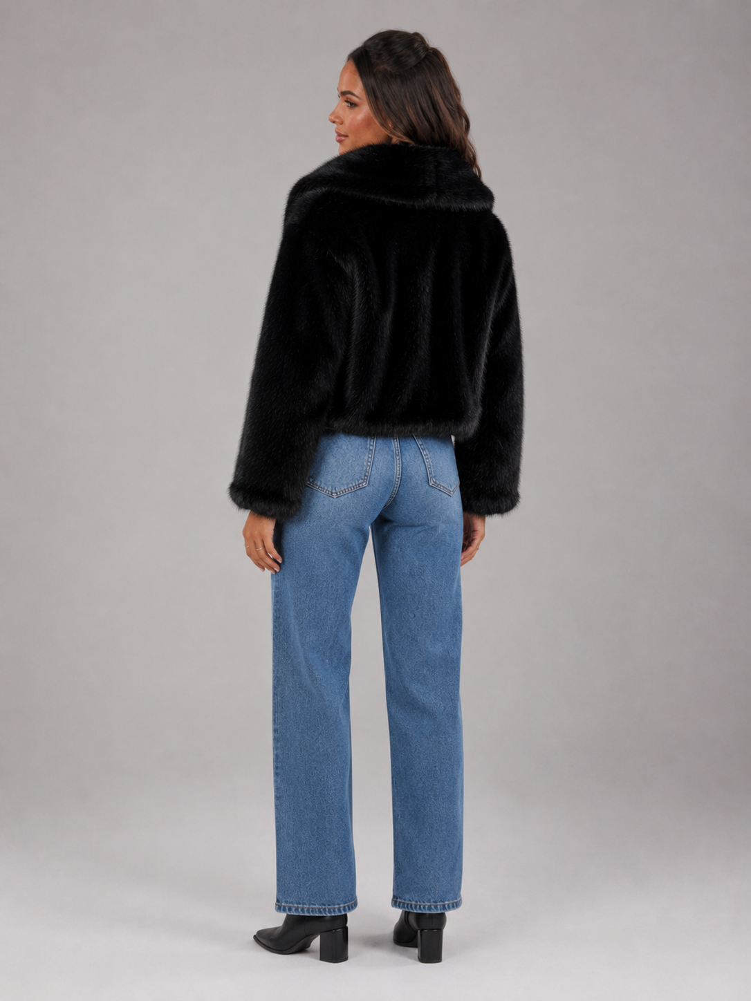 Cropped Oversized Women's Fur Jacket with Shawl Collar and Smooth Lining