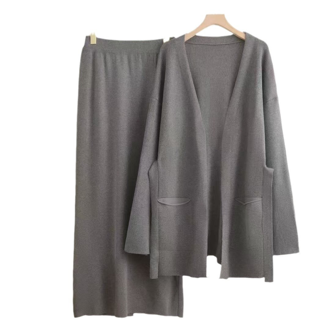 Women's Knit Two-Piece Set with Deep V-Neck and Pockets