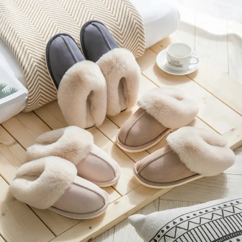 Cushioned Closed-Toe Women's Slippers with Thick Non-Slip Sole