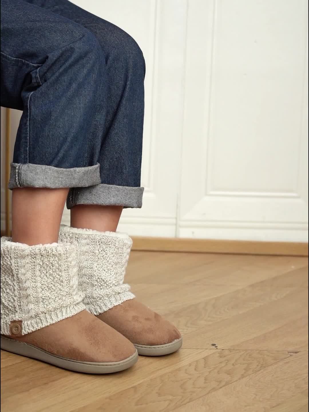 Marnah | Cozy Knit-Cuffed Slippers