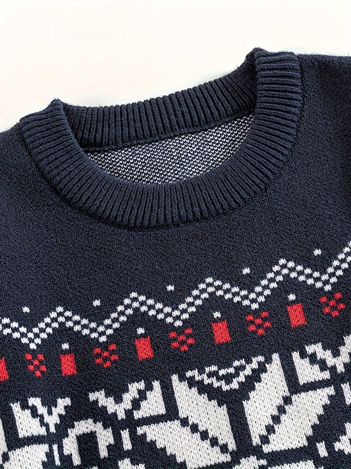 Fabian | Nordic-Inspired Crewneck Sweater
