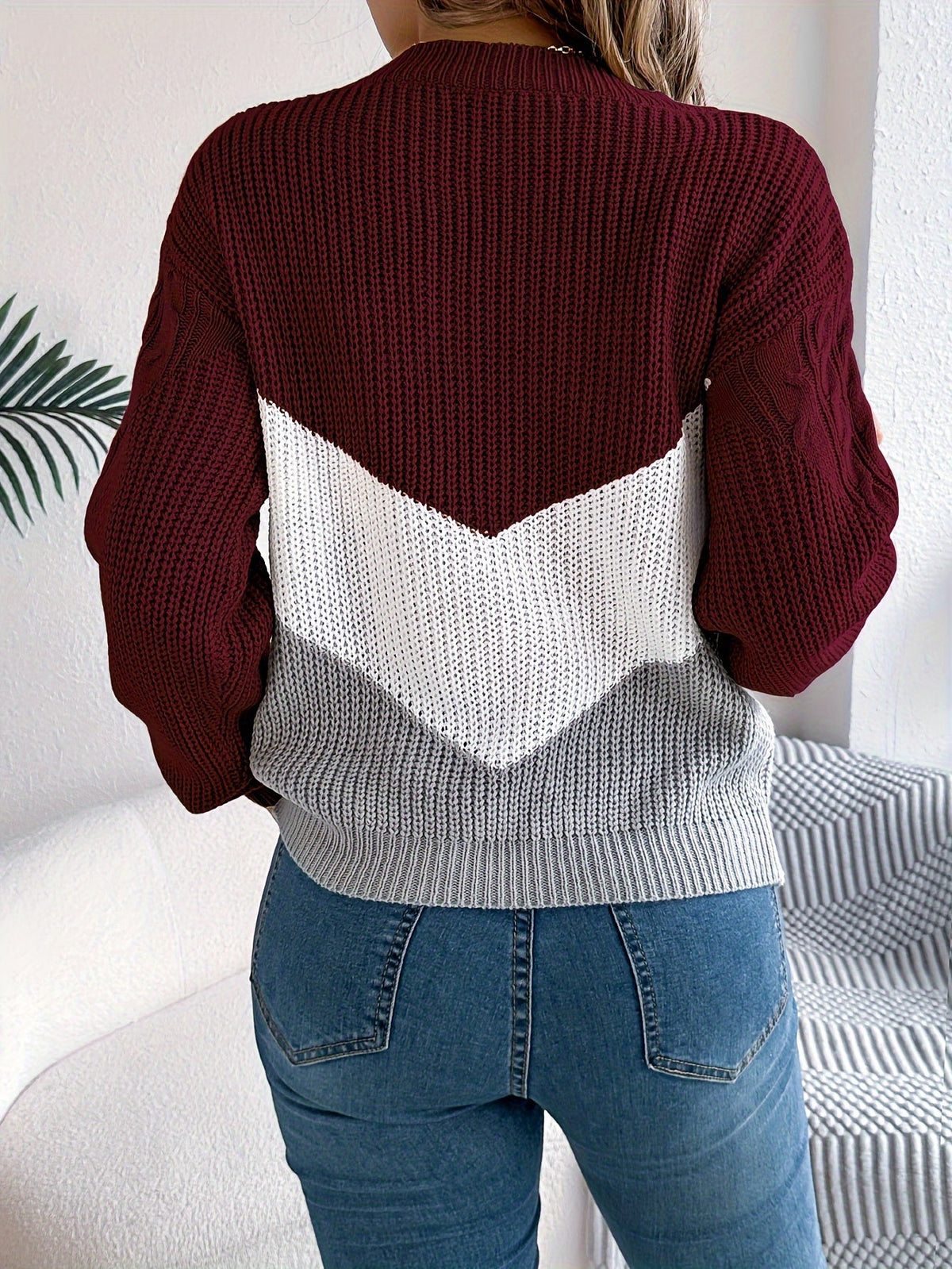 Noreen | Color-Blocked Knit Sweater