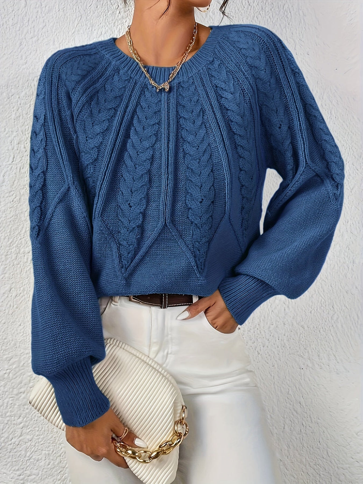 Plus Size Women's Oversized Cable Knit Sweater with Round Neck and Balloon Sleeves