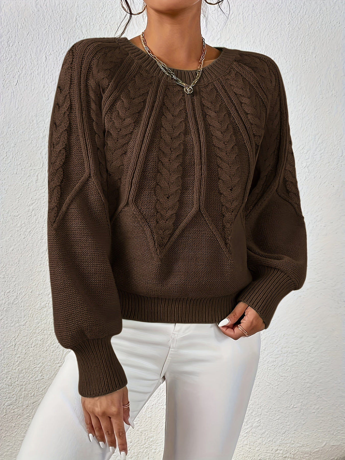Plus Size Women's Oversized Cable Knit Sweater with Round Neck and Balloon Sleeves