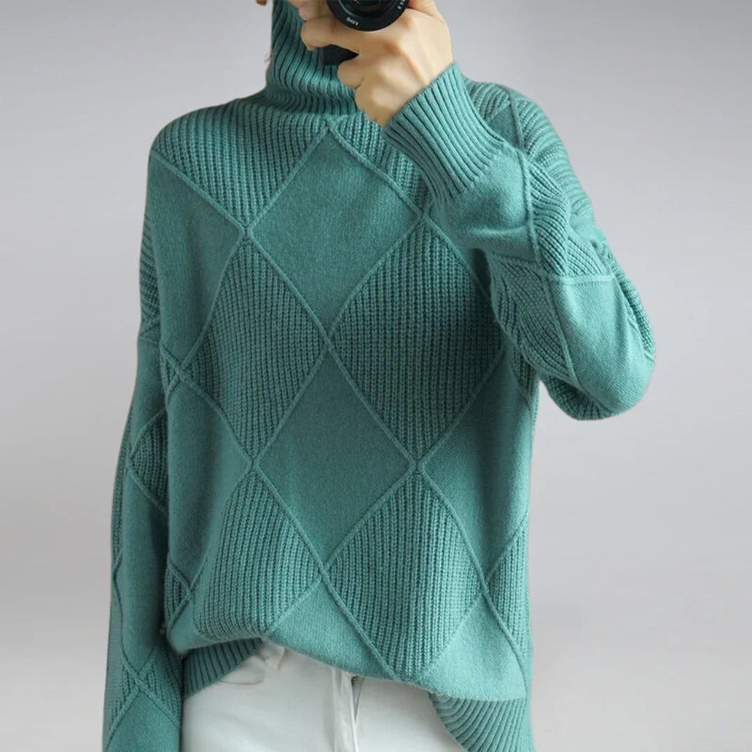Ladies' Turtleneck with Argyle Pattern and Comfortable Wool
