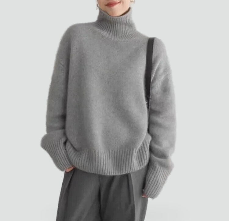 Ladies' Cashmere Turtleneck with Lightweight Design for Winter Days