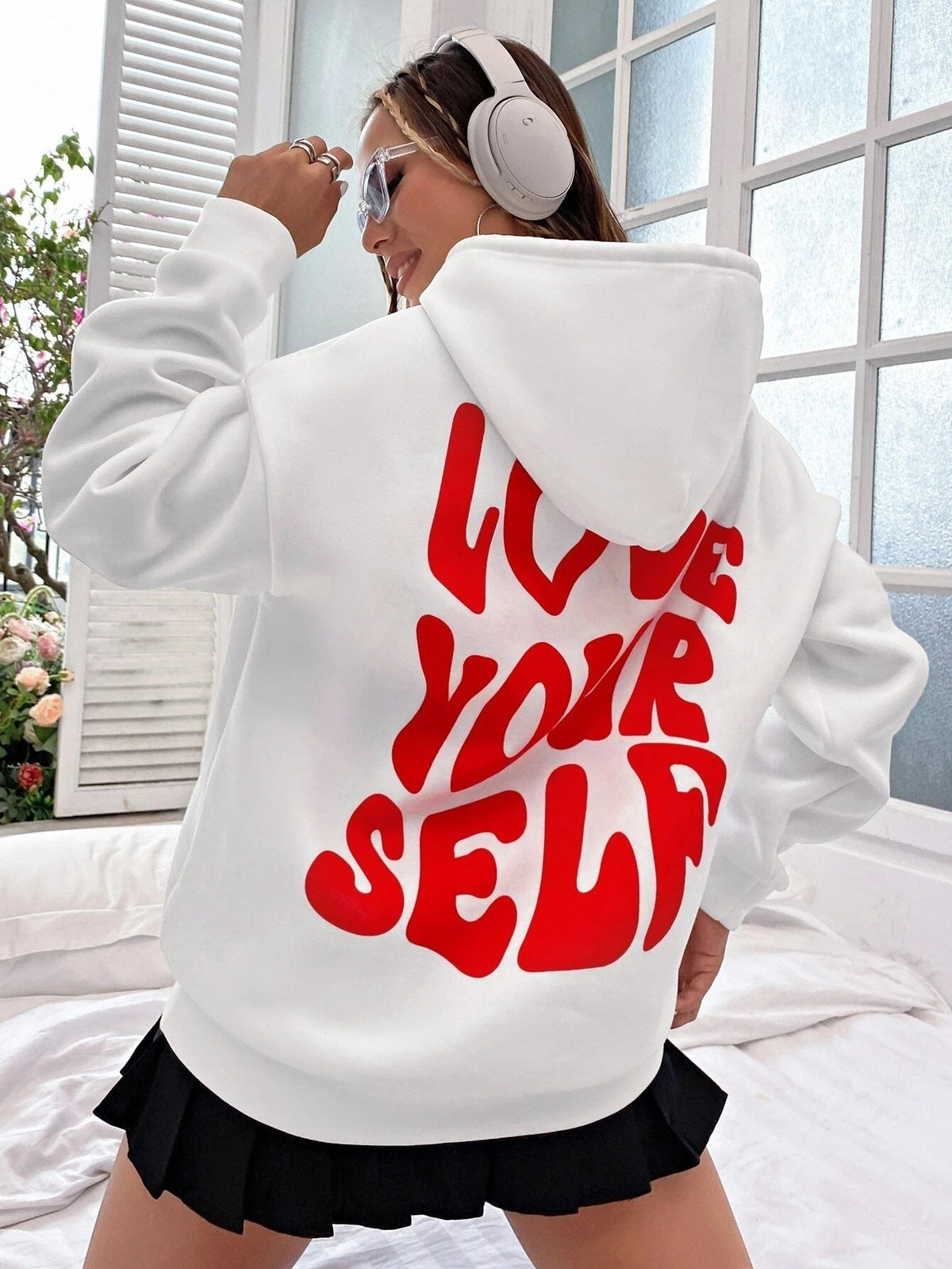 Ladies Snug Oversized Hoodie with Hood and Kangaroo Pocket