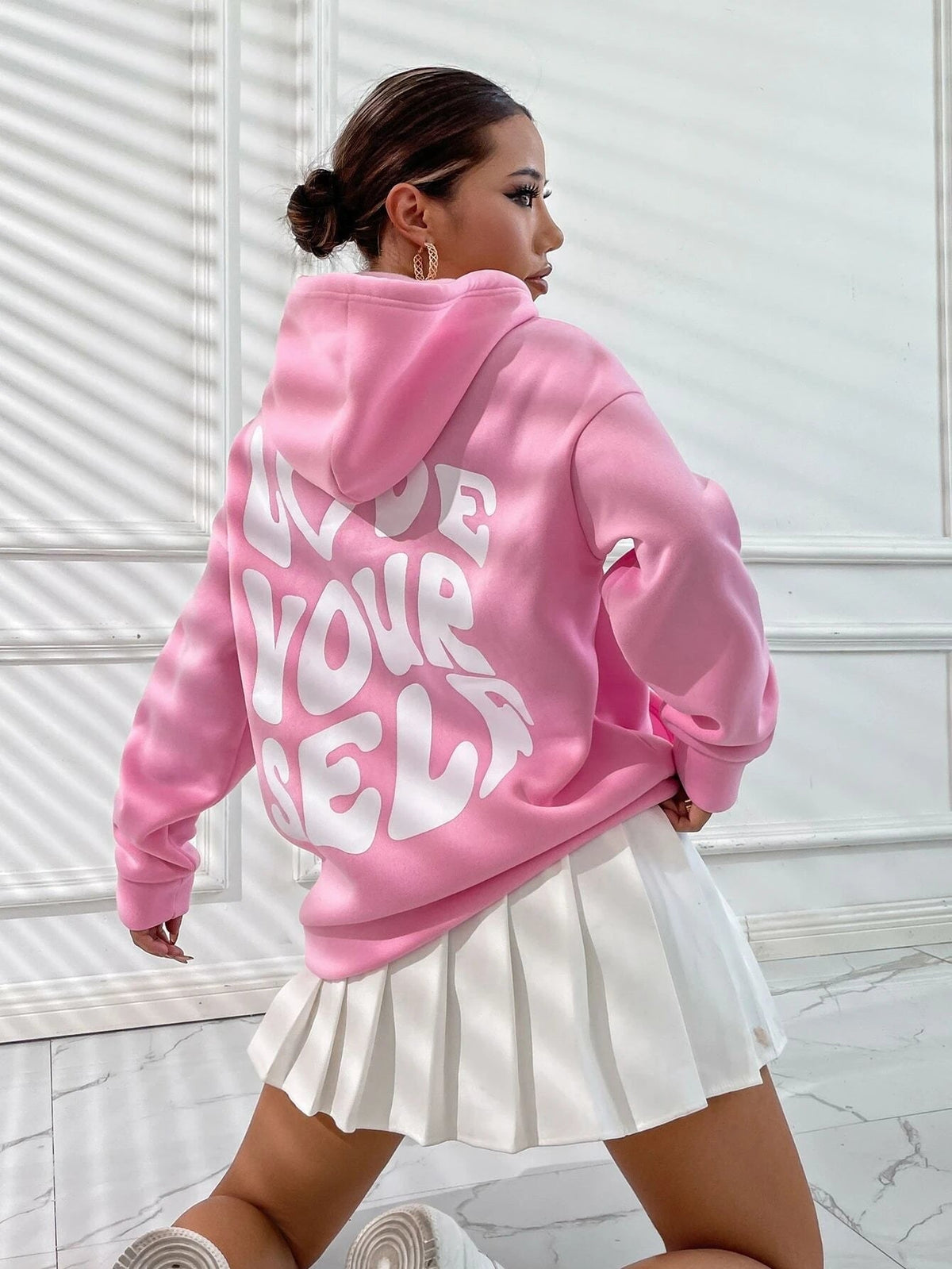 Ladies Snug Oversized Hoodie with Hood and Kangaroo Pocket