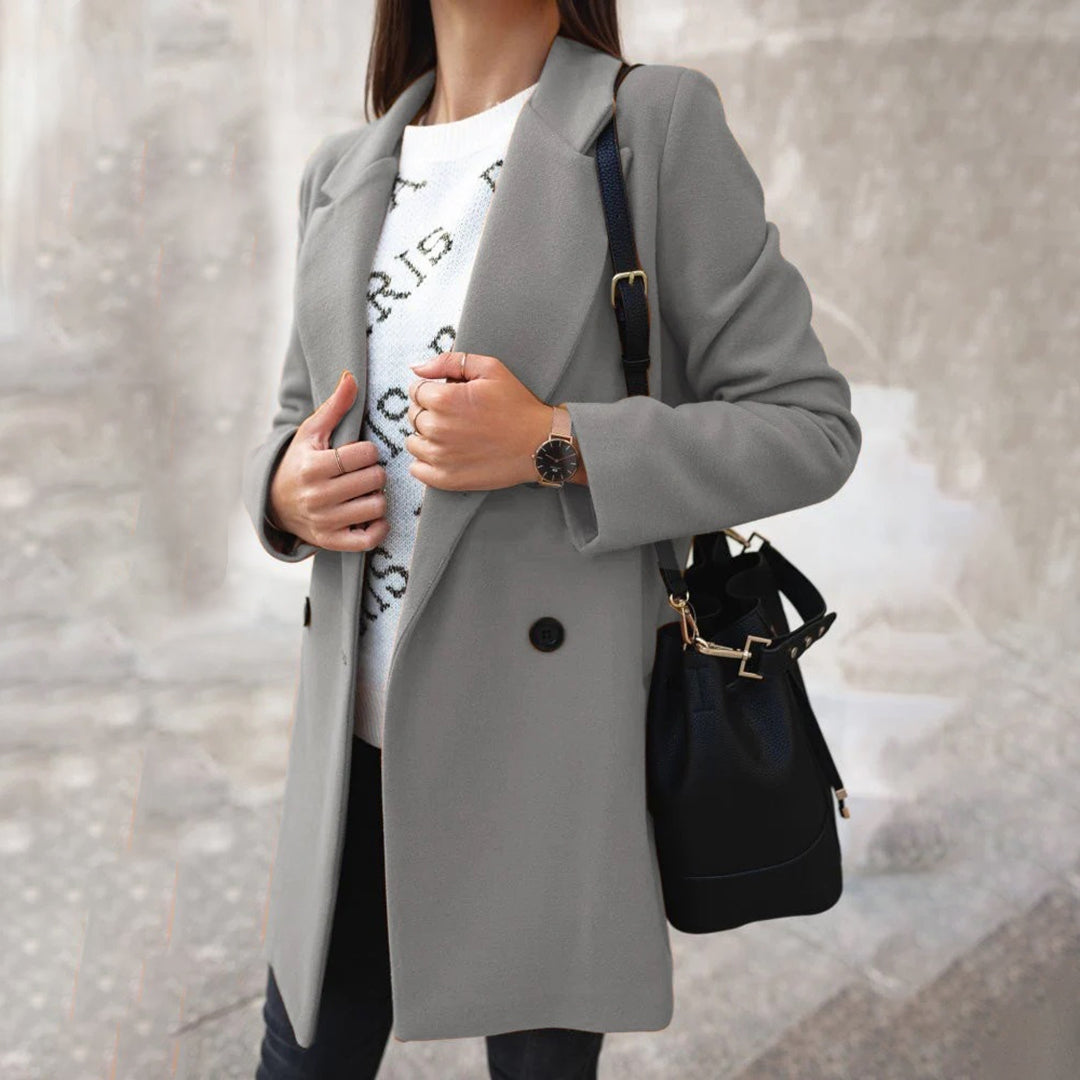 Ladies' Coat with Soft Wool and Refined Collar