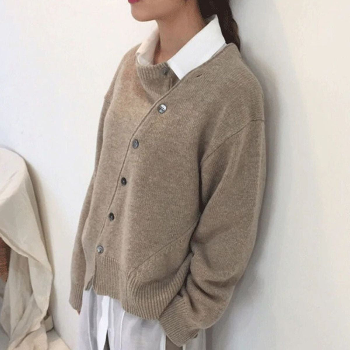 Ladies Oversized Knitted Cardigan with Button Closure and Long Sleeves