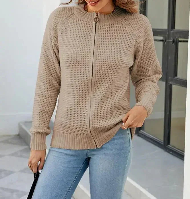 Classic Women's Zip-Up Cardigan for Everyday Wear