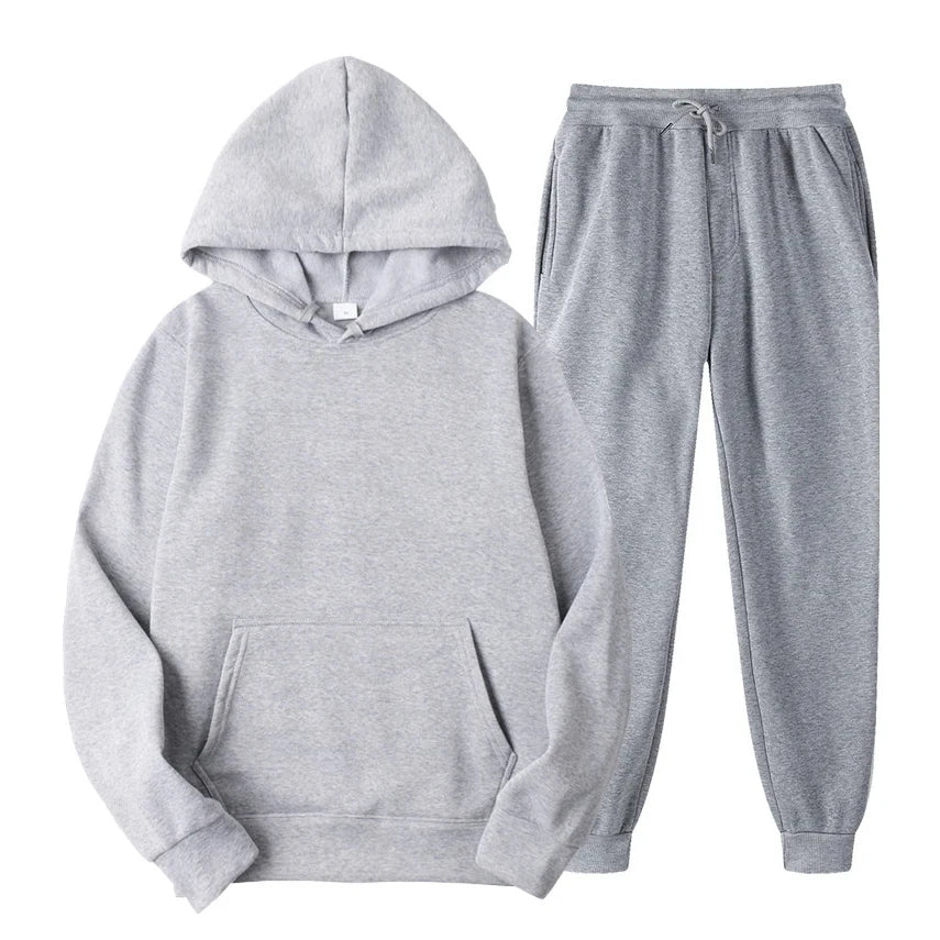 Comfortable jogging set for men with modern style and ultimate relaxation | Senn