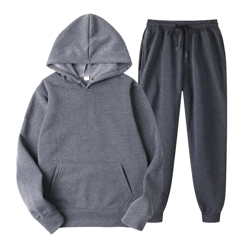 Comfortable jogging set for men with modern style and ultimate relaxation | Senn