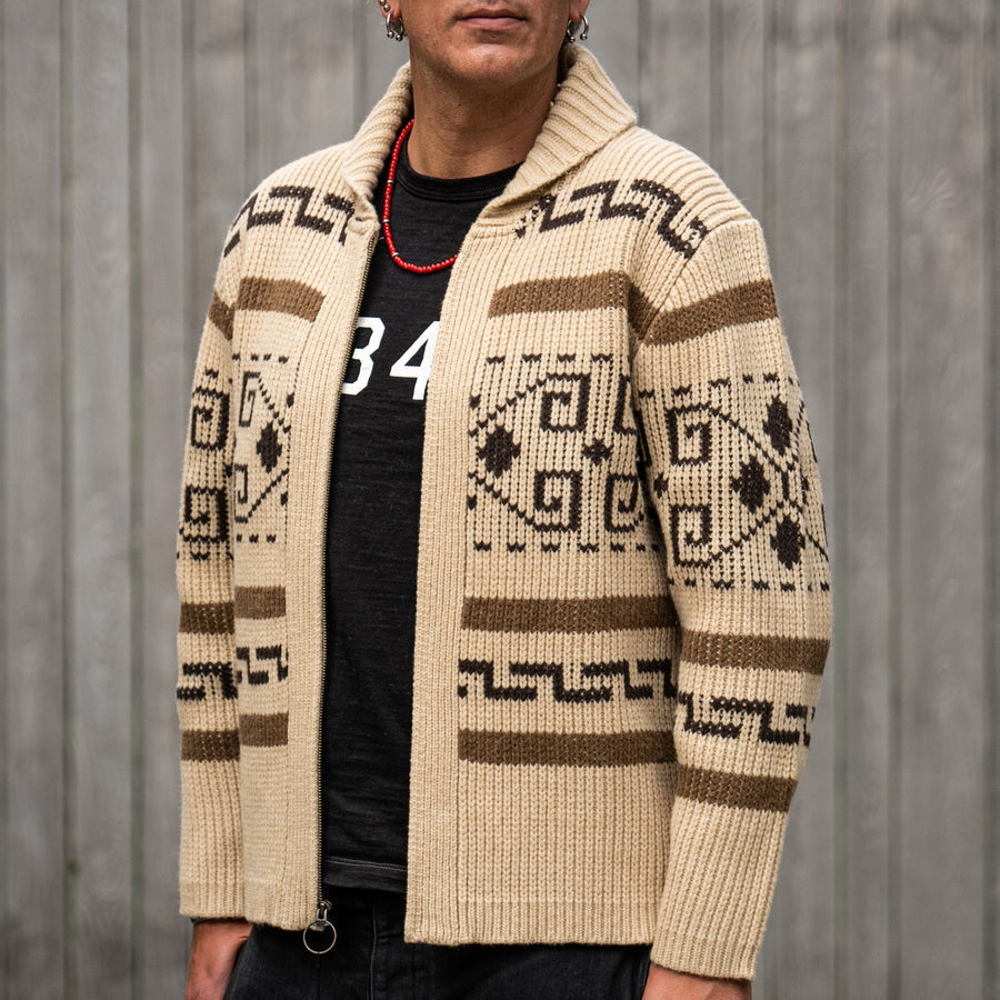 Men's Cardigan with Jacquard Pattern and Shawl Collar