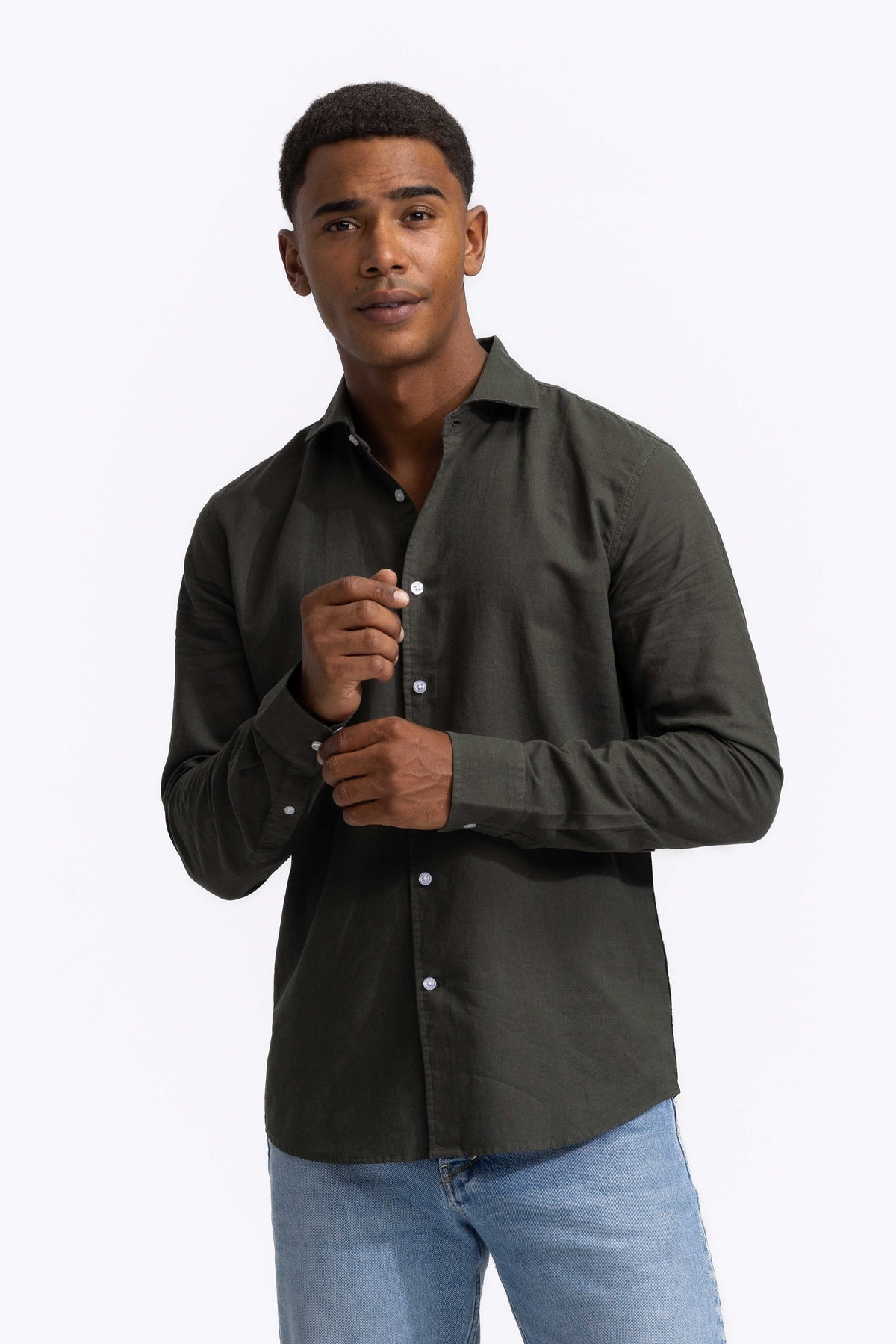 The Bellagio Men's Casual Linen Button Down Shirt