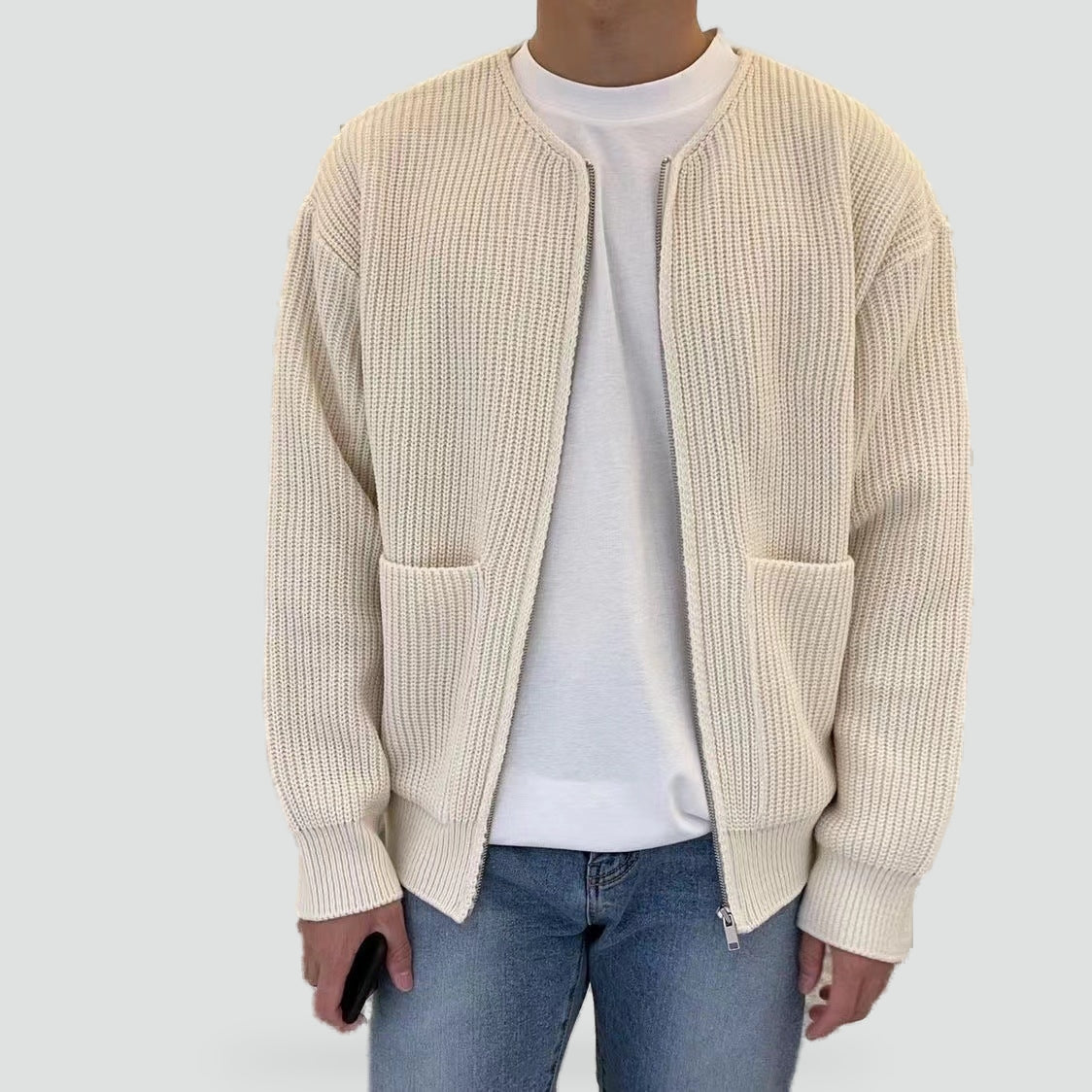 Nonchalant Chunky Knit Men's Cardigan with Round Neck and Patch Pockets