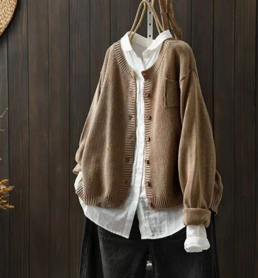 Oversized Cardigan for Women with Pockets and a Luxurious Look