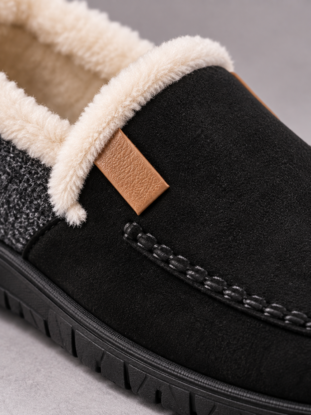 Men's Loafer Slippers with Warm Wool Structure for Winter