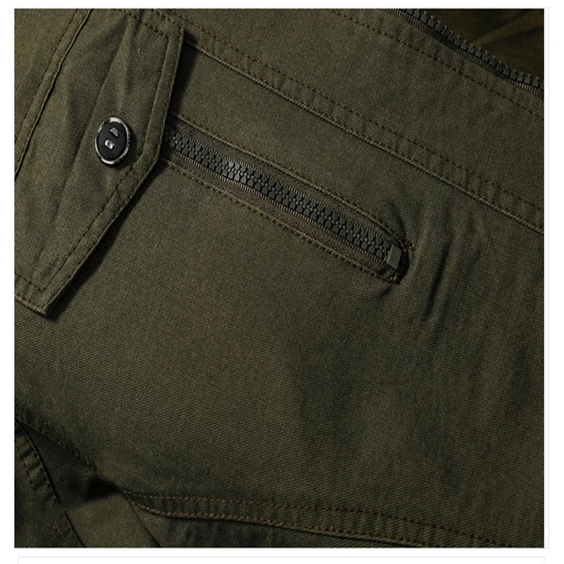 Robust Jacket for Men with Stand-Up Collar and Pockets