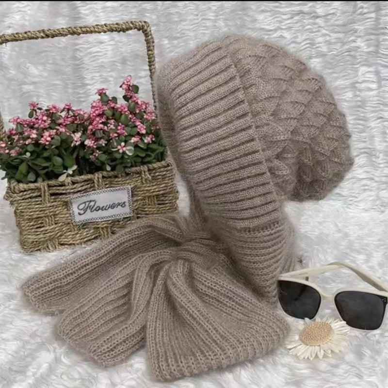 Women's Cable Knit Beanie and Scarf Set