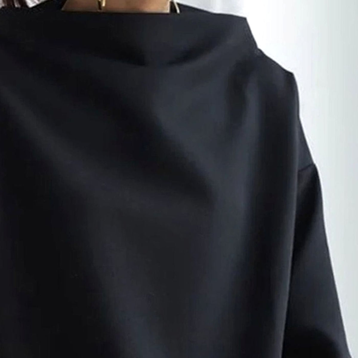 Amelia | Women's Cozy Oversized High-Neck Turtleneck Sweater