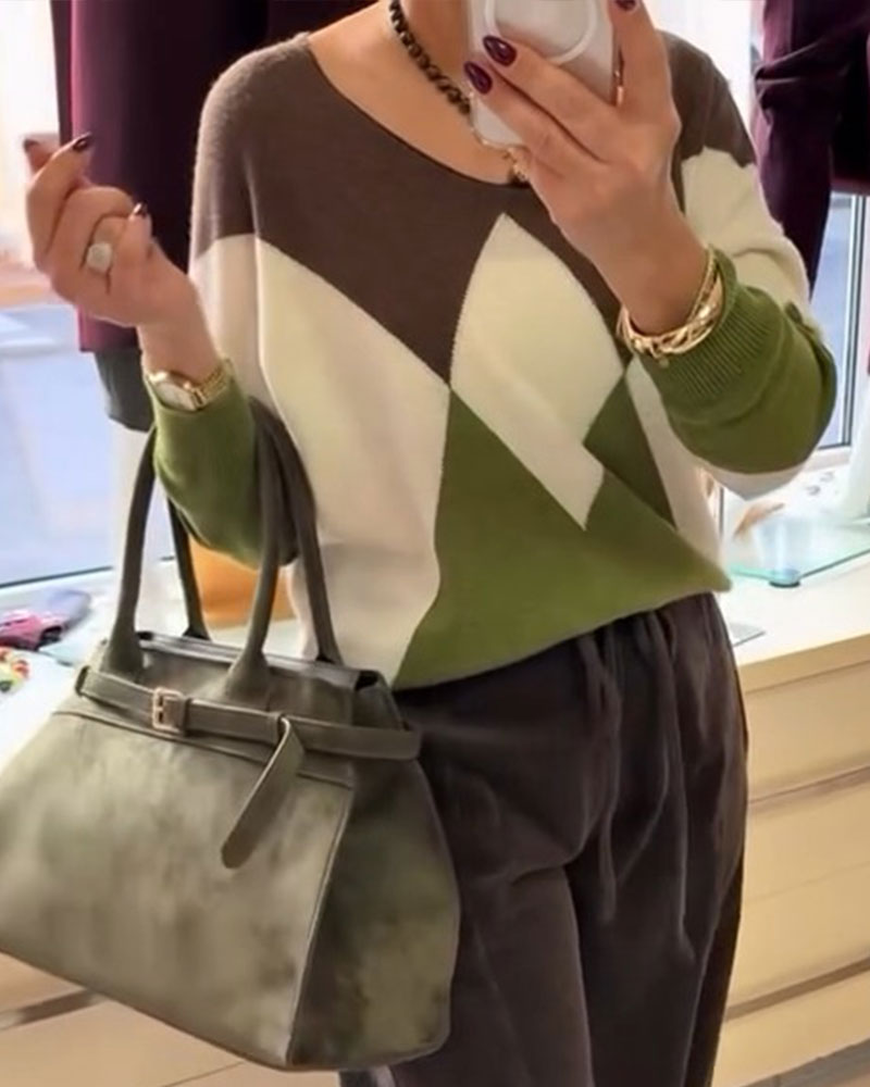 Long-Sleeved Pullover with Plaid Contrast