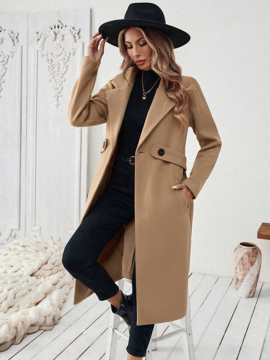 Elegant Women's Coat with Notched Collar, Defined Waist, Straight Fit, and Flap Pockets