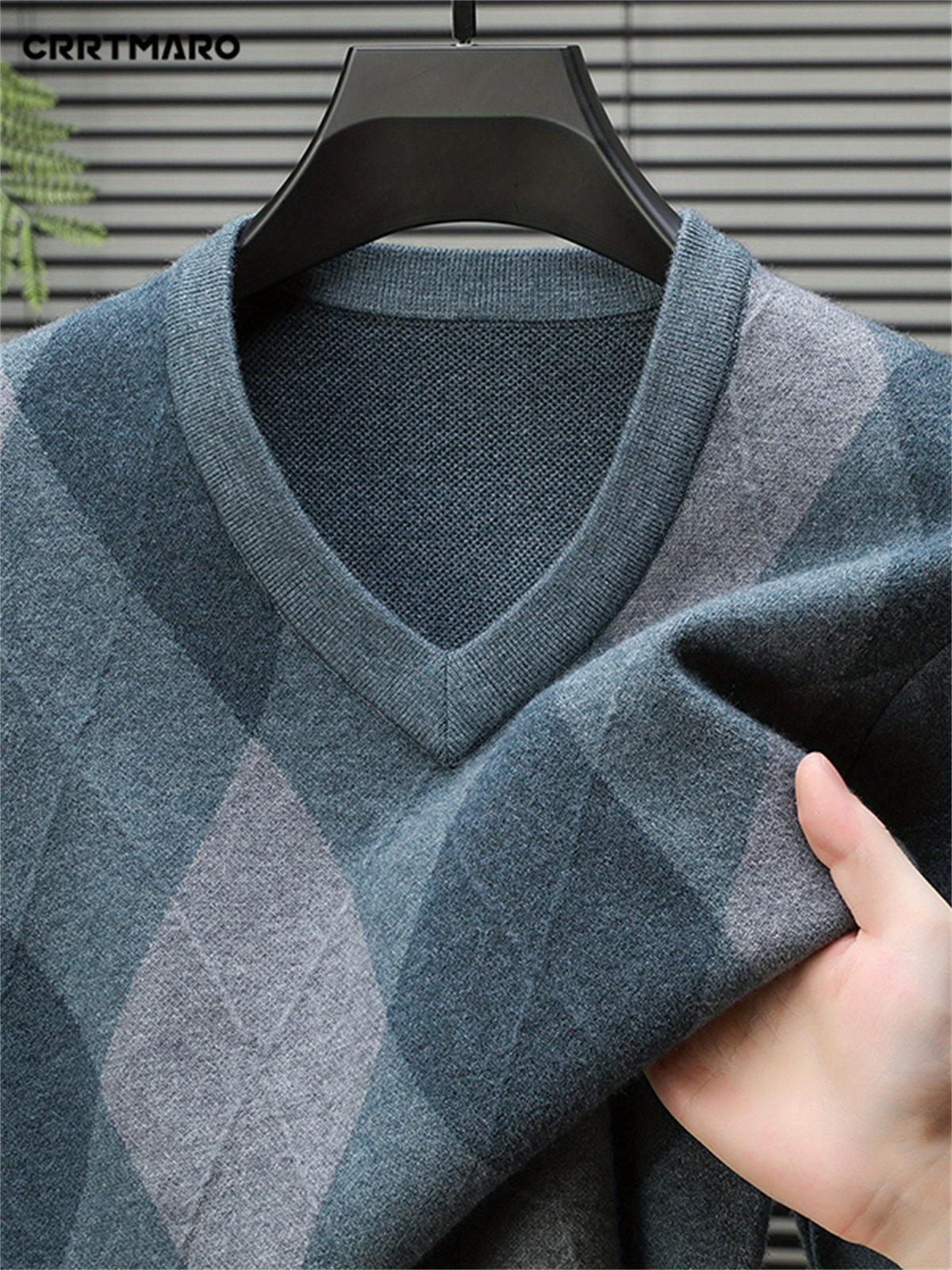Ellis | Argyle V-Neck Sweater
