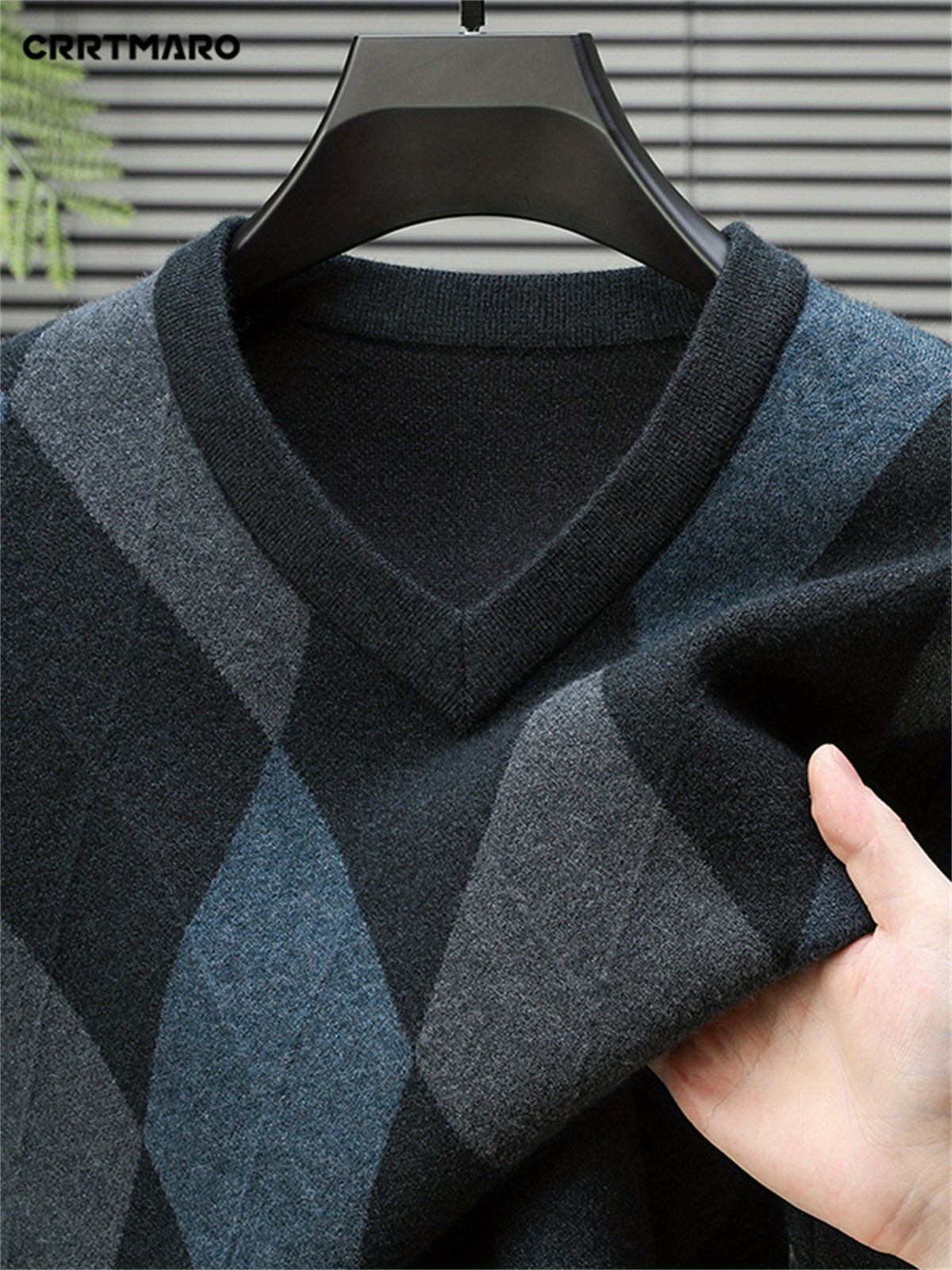 Ellis | Argyle V-Neck Sweater