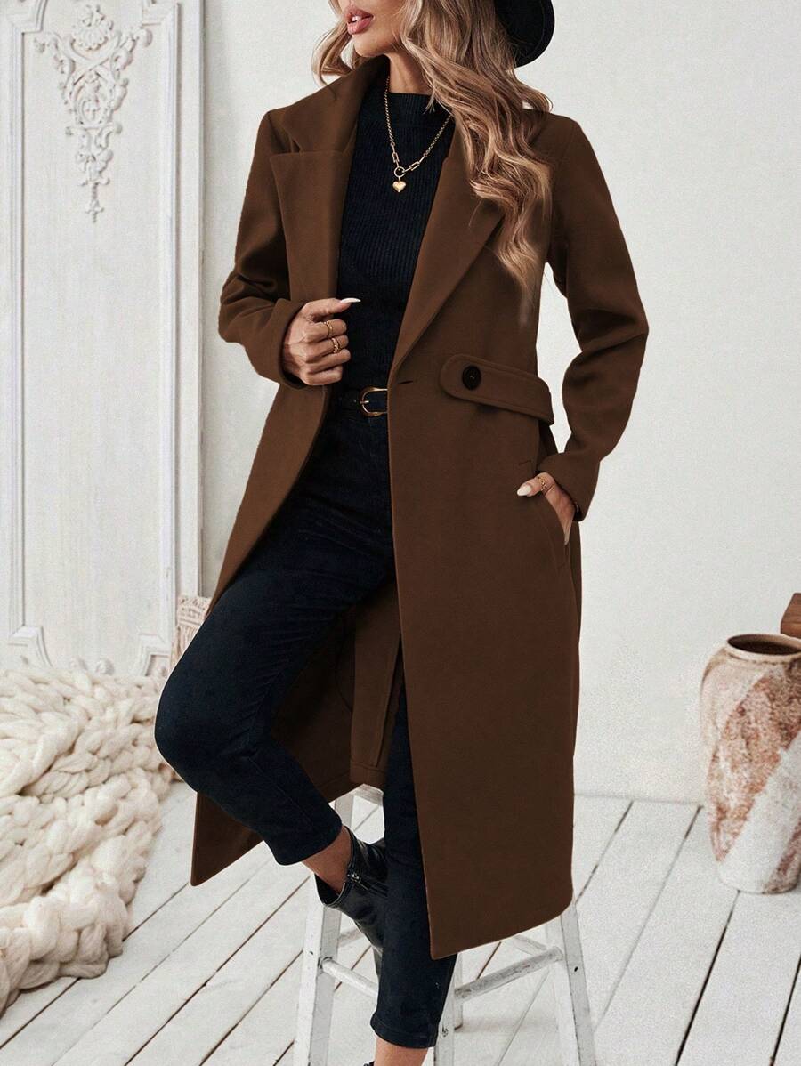 Elegant Women's Coat with Notched Collar, Defined Waist, Straight Fit, and Flap Pockets