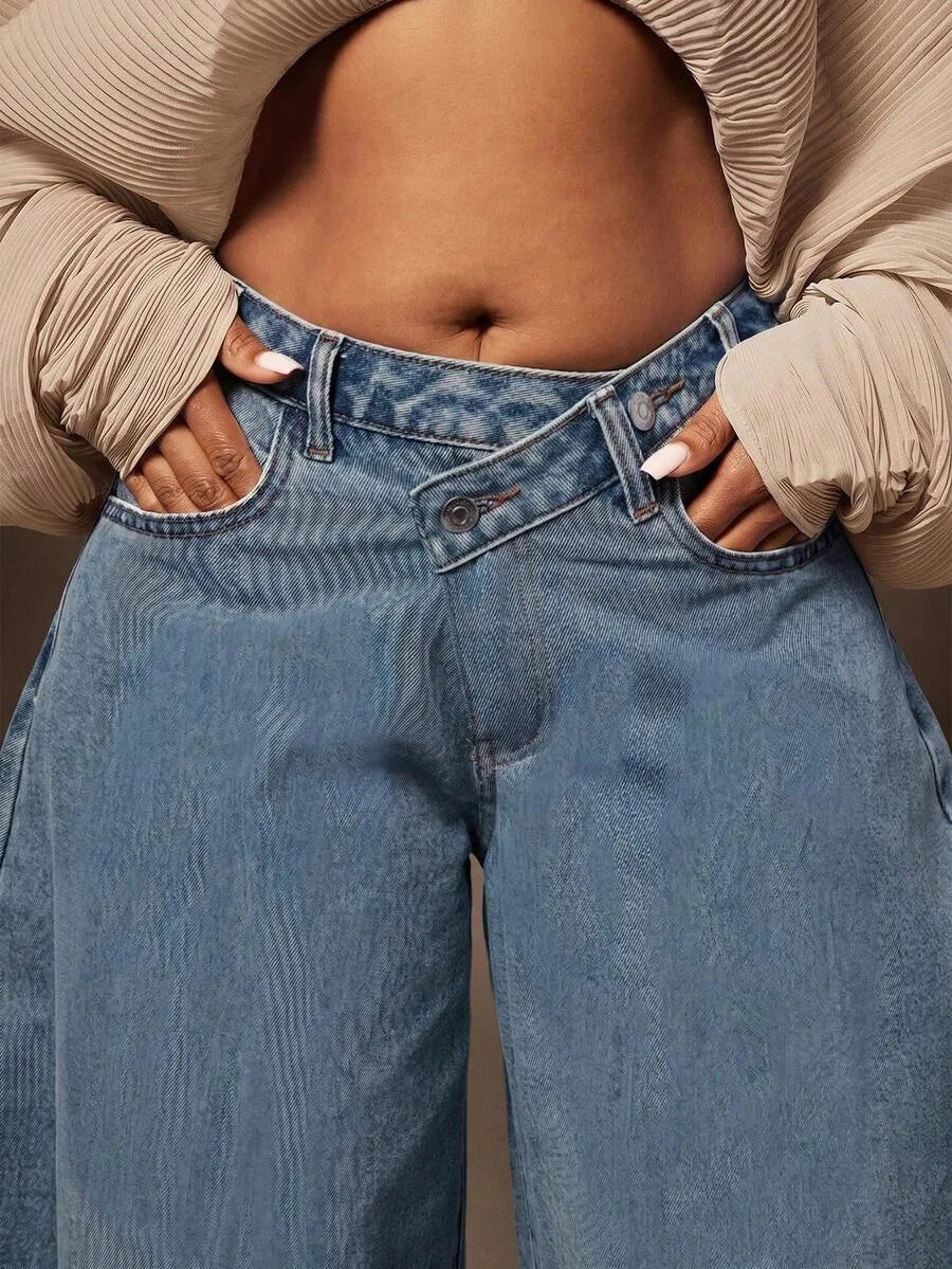 Baggy Jeans for Women with Asymmetrical Waist