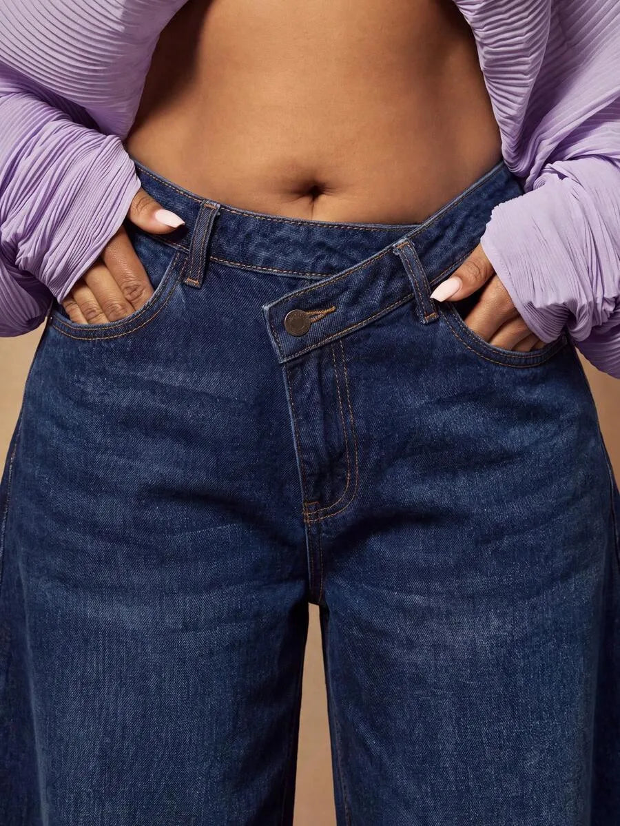 Baggy Jeans for Women with Asymmetrical Waist