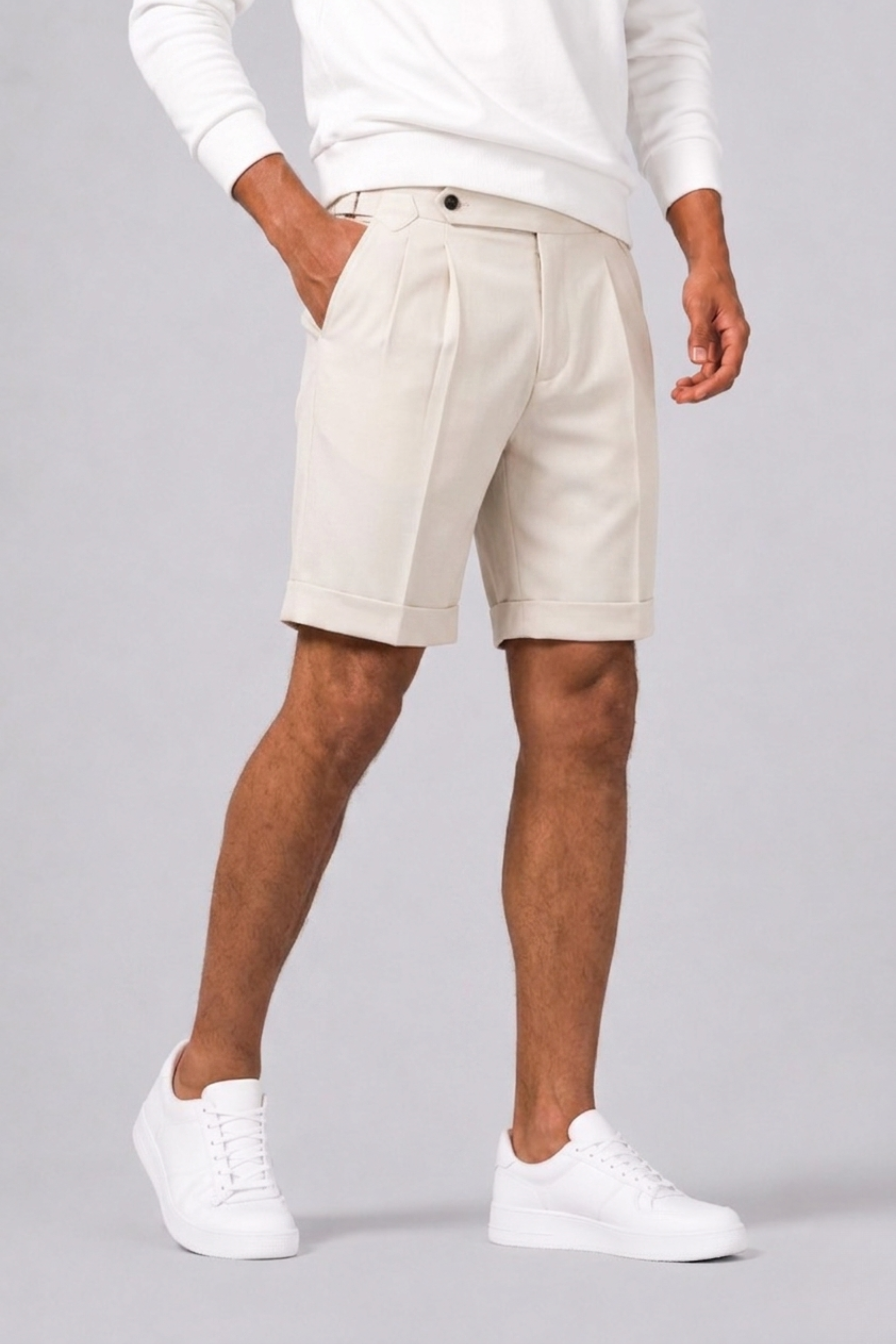 Men's Short Trousers with Turned-Up Hem