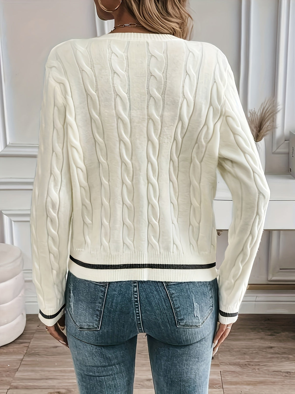Gloria | Button-Up Cable Knit Cardigan