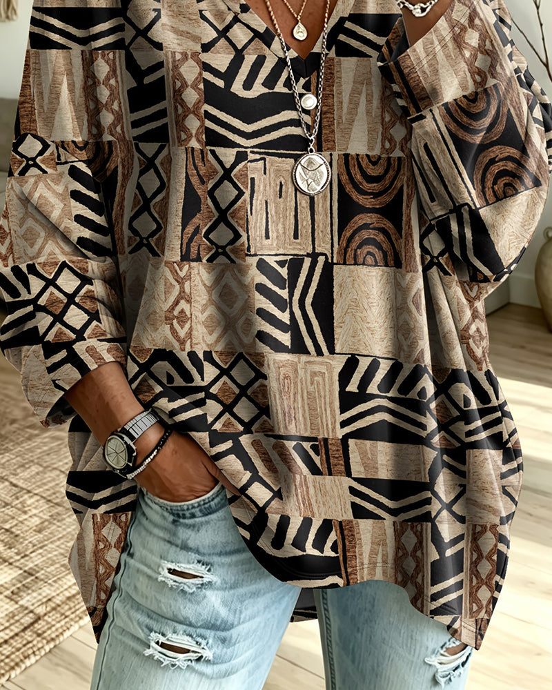 Loose-Fit Printed Top with V-Neck and Three-Quarter Sleeves