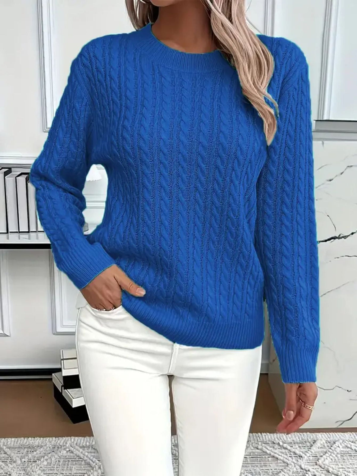 Women's Comfortable Round Neck Sweater