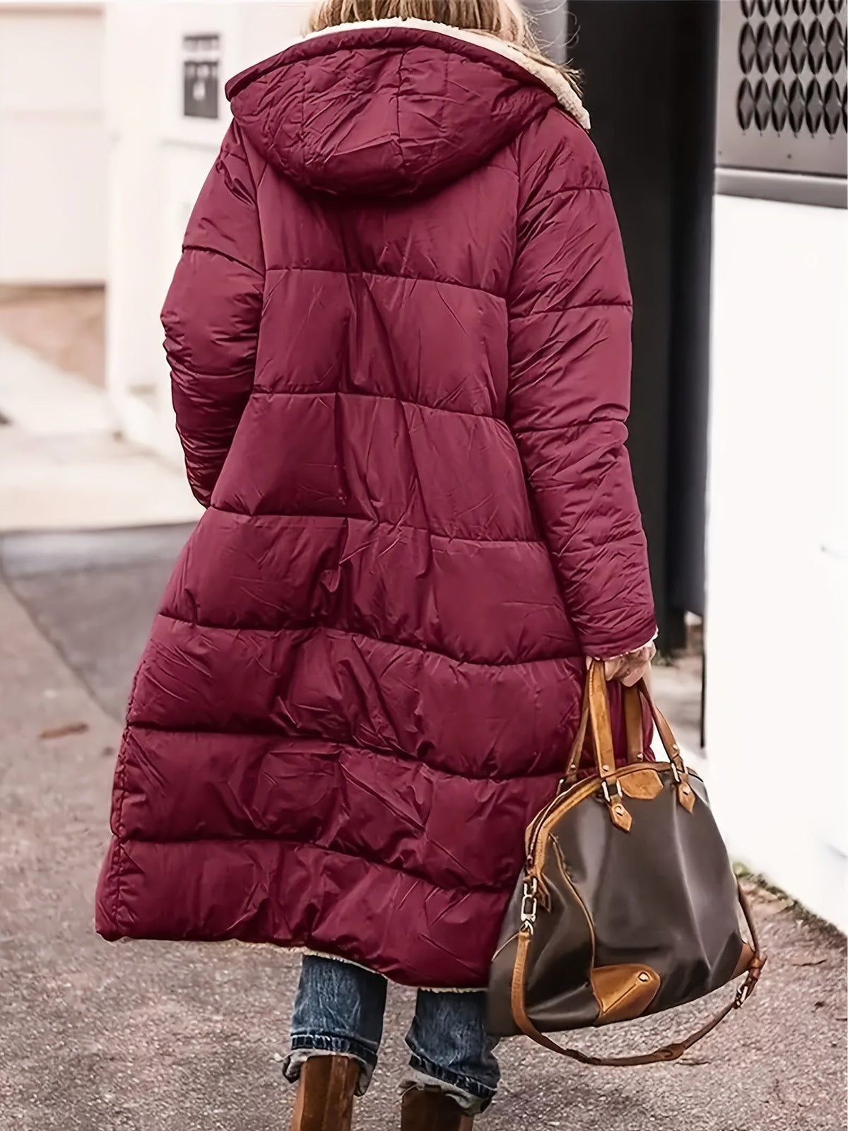 Women's Long Fit Winter Coat | Breathable Design