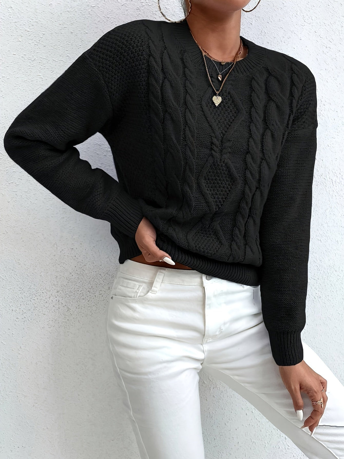 Gwendolyn | Cozy Chunky Cable Knit Sweater