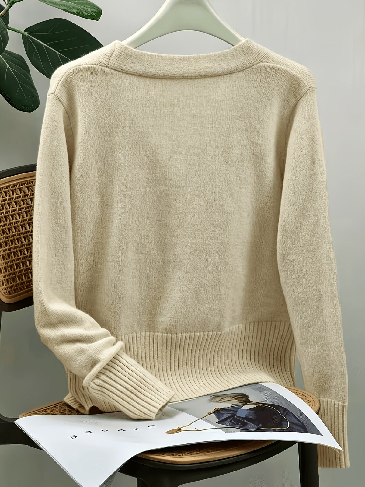 Juliet | V-Neck Cardigan with Heart-Button Detail